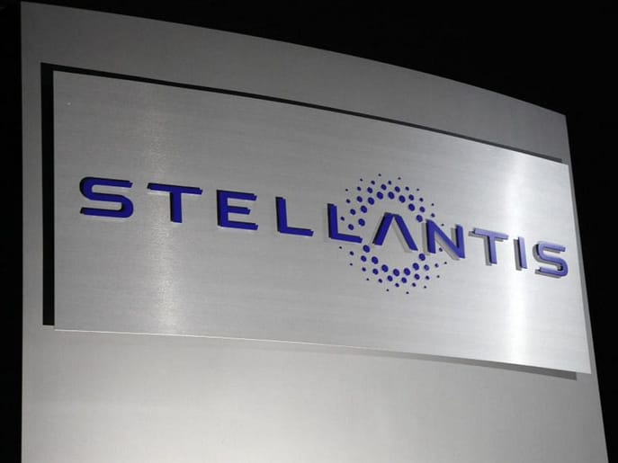 Stellantis and CEA collaboration for electric vehicle battery innovation