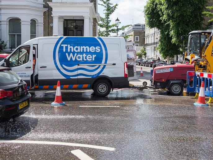 Thames Water’s credit rating drops to junk status as the company struggles with financial difficulties and regulatory constraints