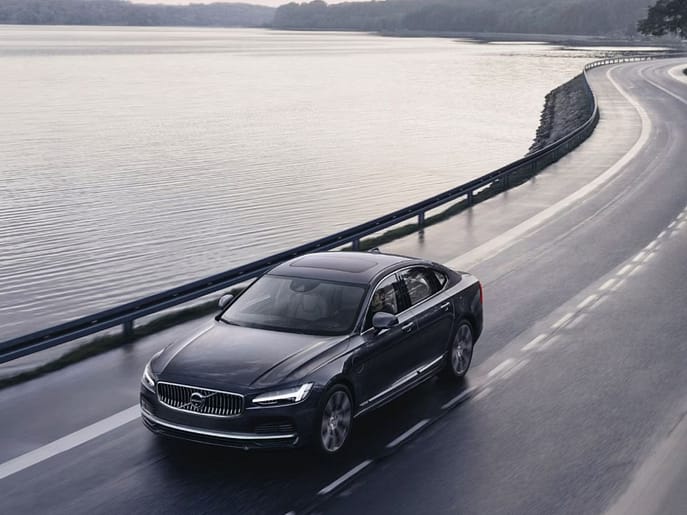 Volvo Cars revises financial targets and shifts EV strategy amid challenging market conditions